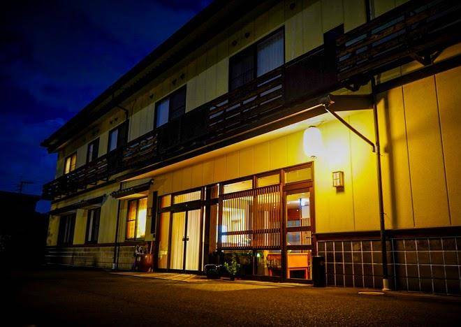Tosaya inn