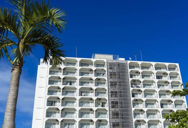 Monpa chatan beachside condominium hotel