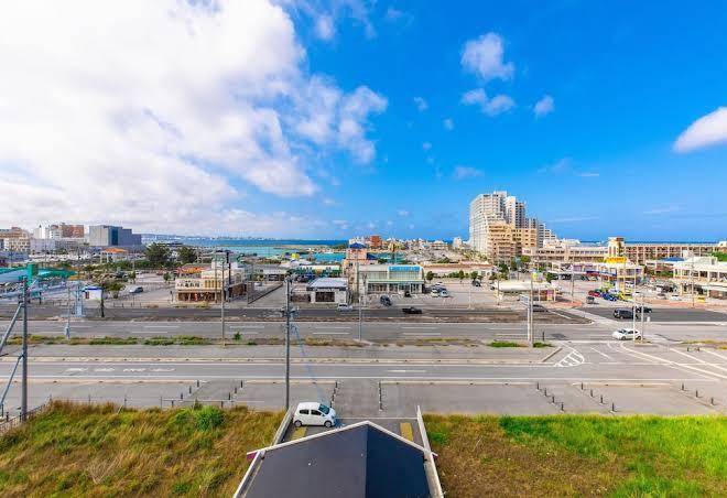 Mr Kinjo In Grand Blue Chatan Image