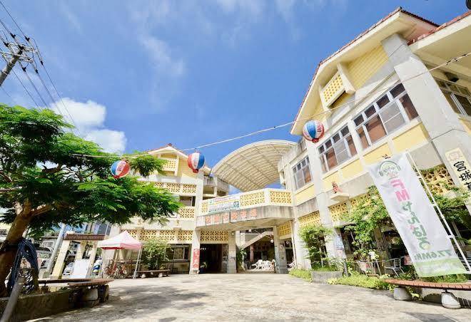 Adan hotel