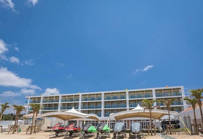 Okinawa kariyushi lch resort on the beach