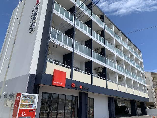 Hotel mr kinjo in tomigusuku