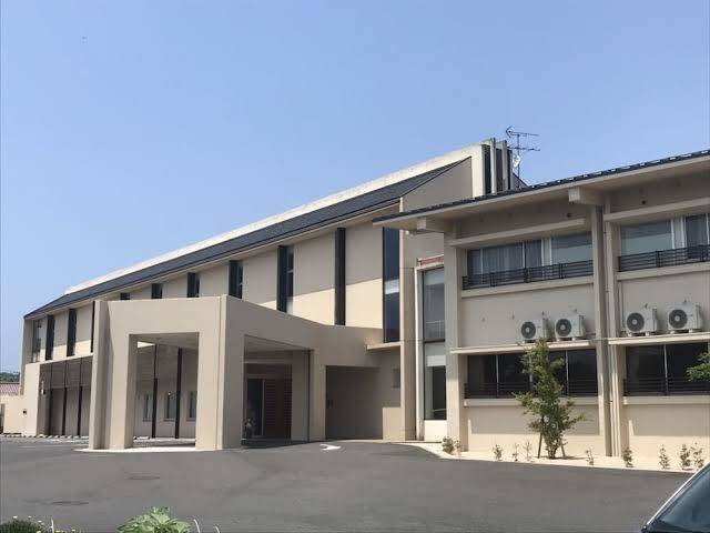 Lakeside hot spring hotel kunibiki