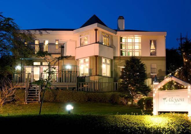 Hoshi hotel
