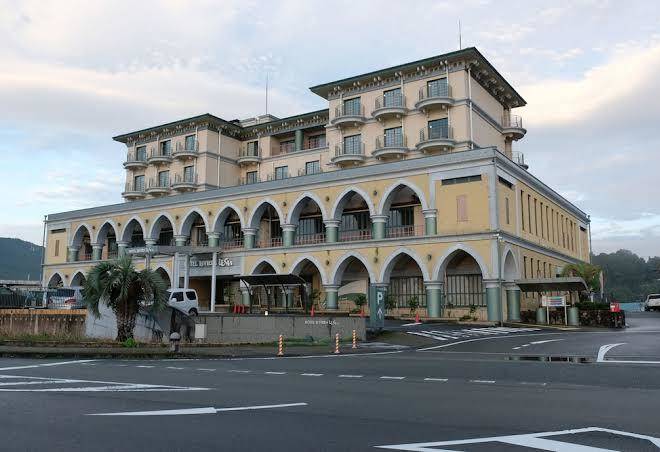 Hotel riviera shishikui
