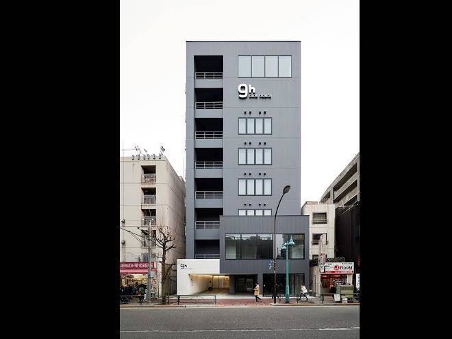 9 Hours Shinjuku North Image