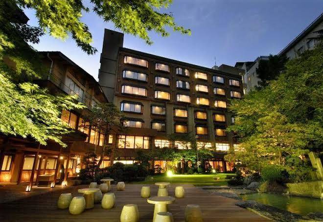 Takinoyu hotel
