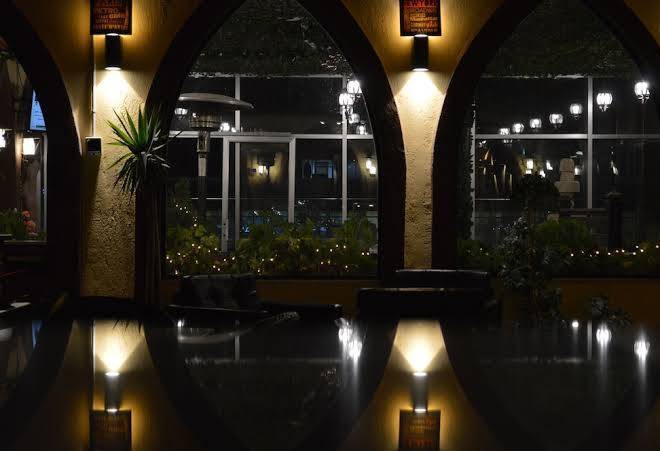 Diamond hotel suites