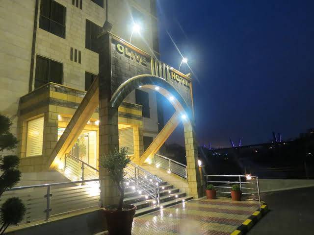 Olive hotel