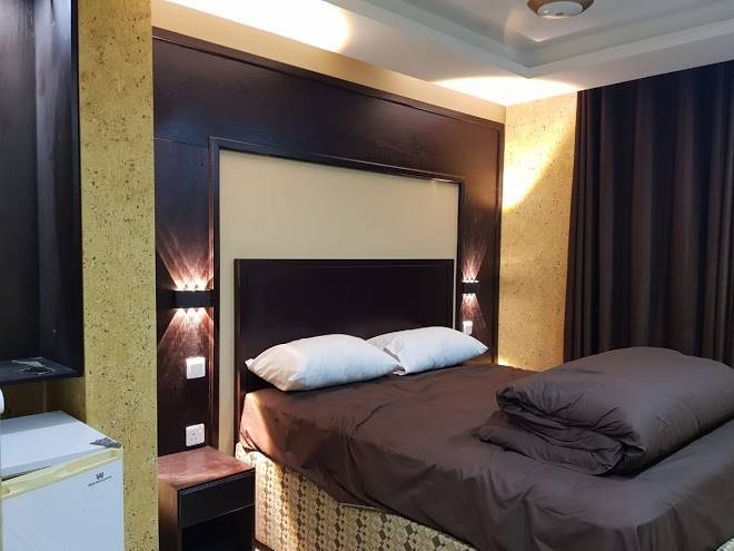 Roza beach hotel