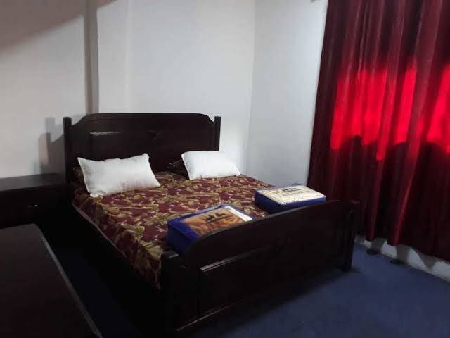 Rose city hotel
