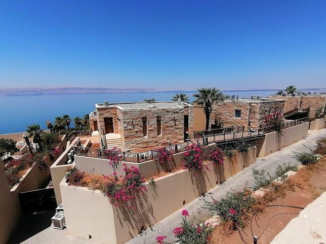 Oh beach dead sea