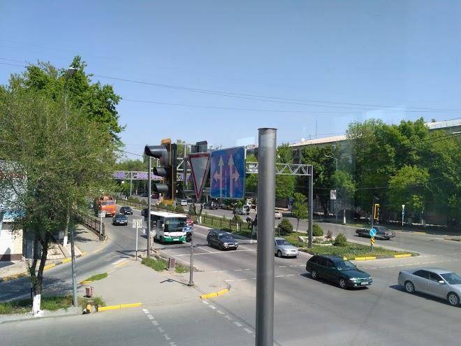 Express City Hotel Image