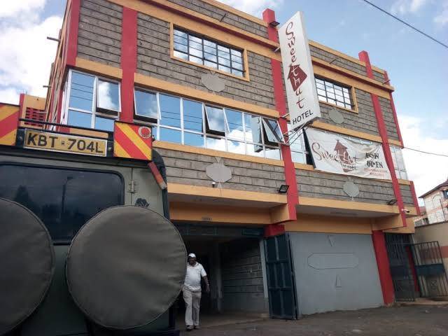 Sweet hut hotel
