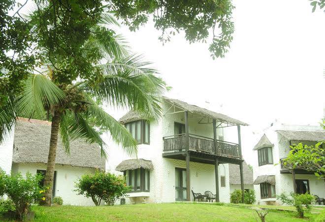 Jacaranda indian ocean beach resort