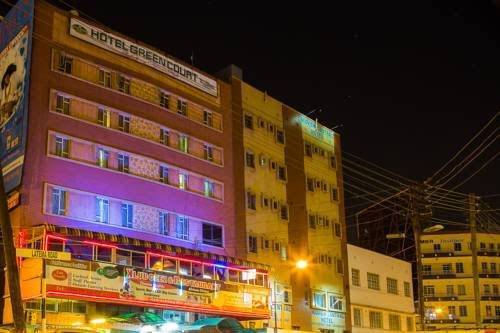 Hotel green court
