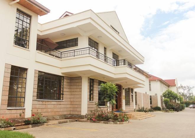 Lia hotel & training centre