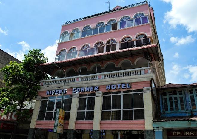 Rivers corner hotel