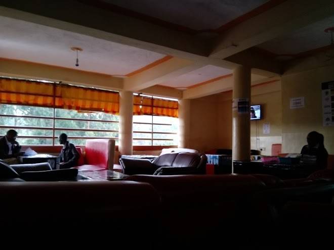 South gatelounge