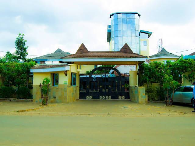 Royal city hotel