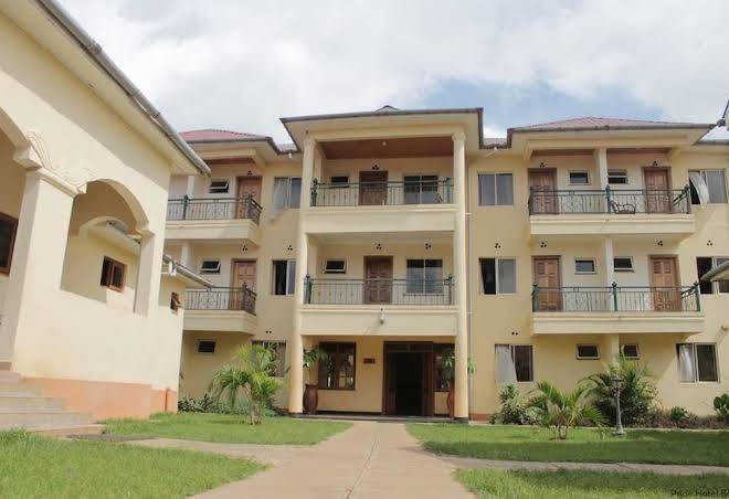 Pride hotel bondo