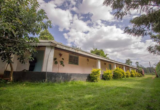 Engo airport resort club