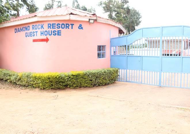 Diamond rock resort