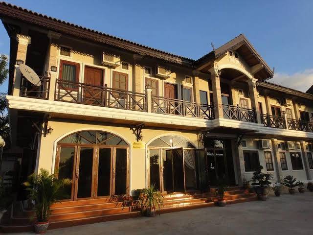 Bundavong hotel