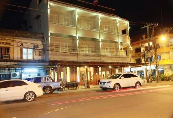 Phi dao hotel