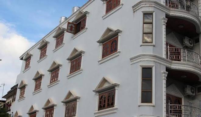 Avalon hotel