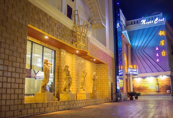 Grand Szechuan Hotel Image