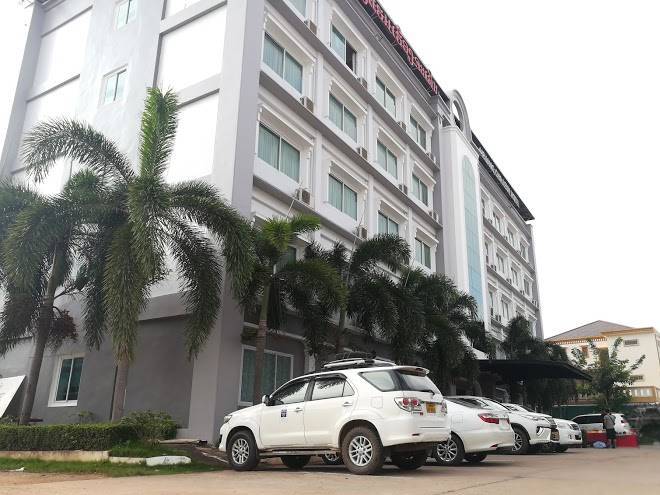 Heuang chaleun hotel