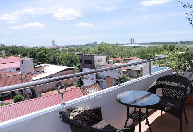 River Side Palace Hotel Image