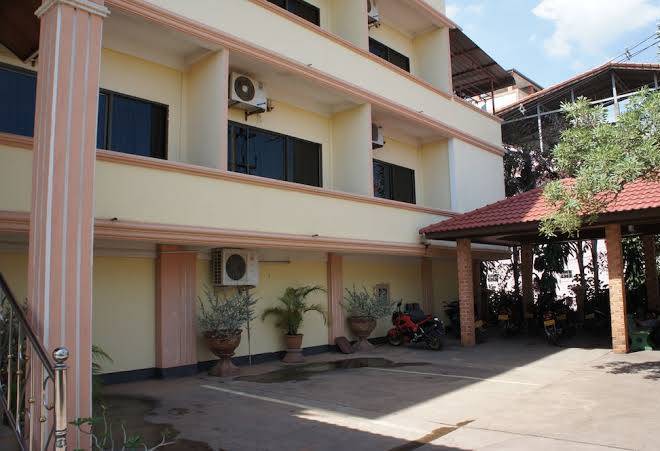 Sisavath hotel