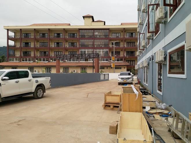 Nuttyphoy hotel