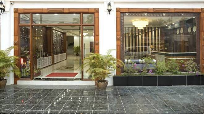 Premier Vang Vieng Hotel Image