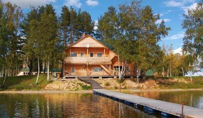 Holiday complex cirmas ezerkrasts
