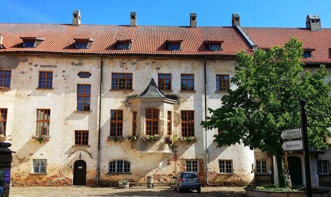 Dundaga Castle Image