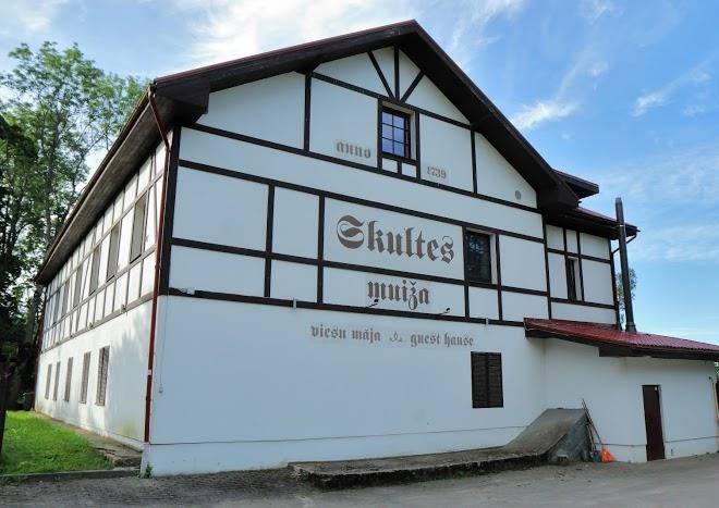 Skultes muiza