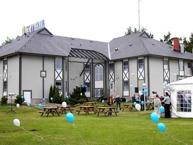 Airport hotel mara