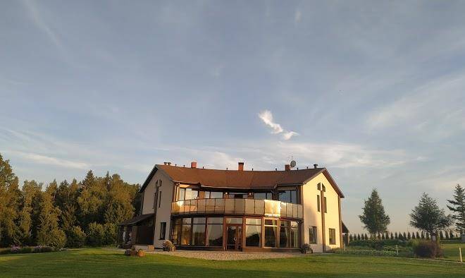 Sparinu Kalns Viesu Nams Image