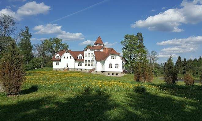 Plavnas viesu maja