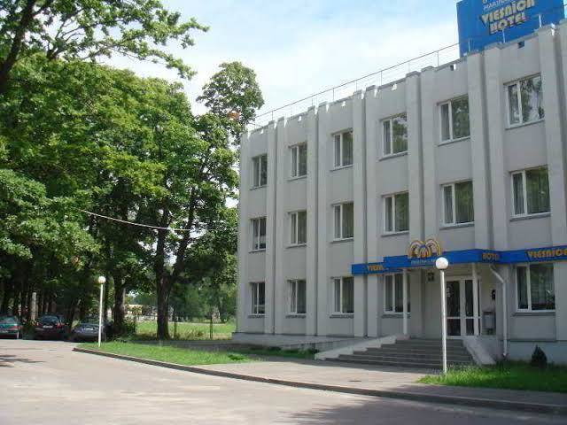 Hotel marinas nams