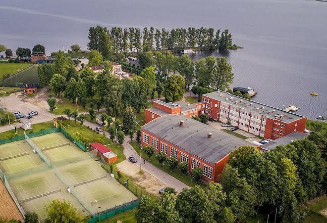 Mezaparks sporta centrs