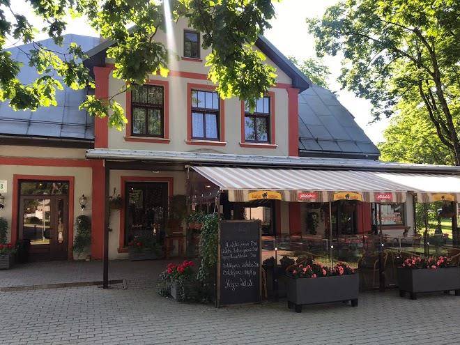 Hotel kakis