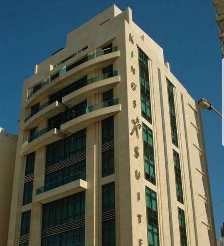 King's suites hotel