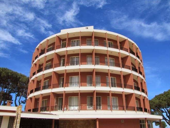 Douma hotel
