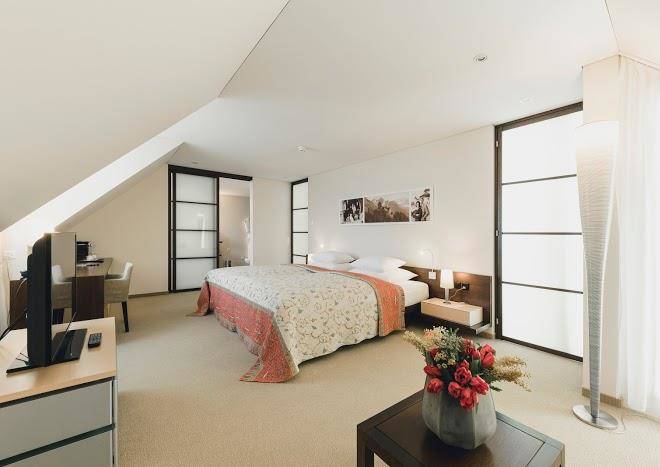 Hotel residence