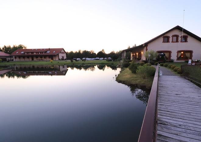 Pozinge Pegasas Pokyliu Namai Image