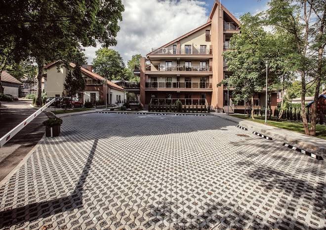Comfortstay lt liuksai juodkranteje